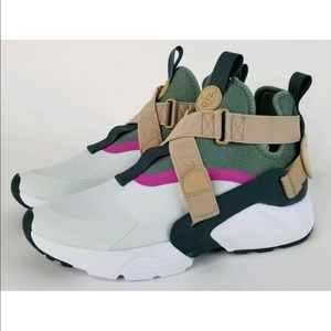 Nike Air Huarache City Women Running Shoes NIB